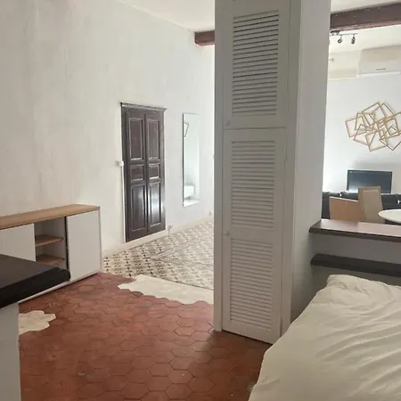 Loft Centre Terrasse Vue Citadelle Апартаменты Кальви